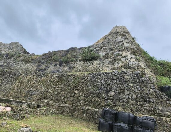 中城城跡の整備(石積み修復)工事について